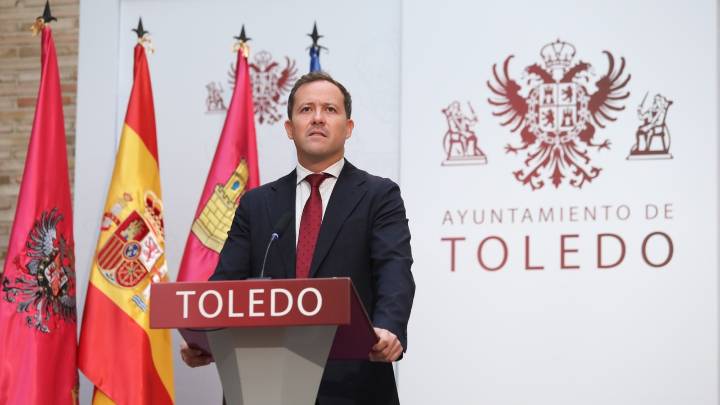 Velázquez justifica la actuación de la Policía contra Bolt: "No tienen licencia para servicios urbanos"