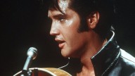 Elvis Presley, el rey del rock que llegó a la cumbre rodeado de abismos