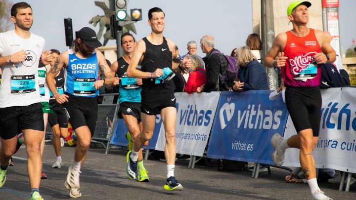 Lesiones de rodilla y cadera en el running: cómo prevenirlas y tratarlas