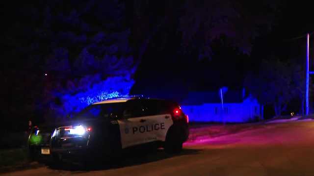Car crashes into yard in north Omaha, one injured