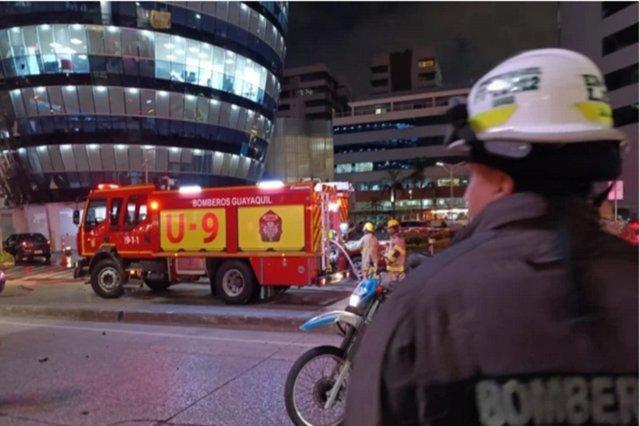 Explosión de coche bomba en Guayaquil deja un fallecido y más de 20 heridos