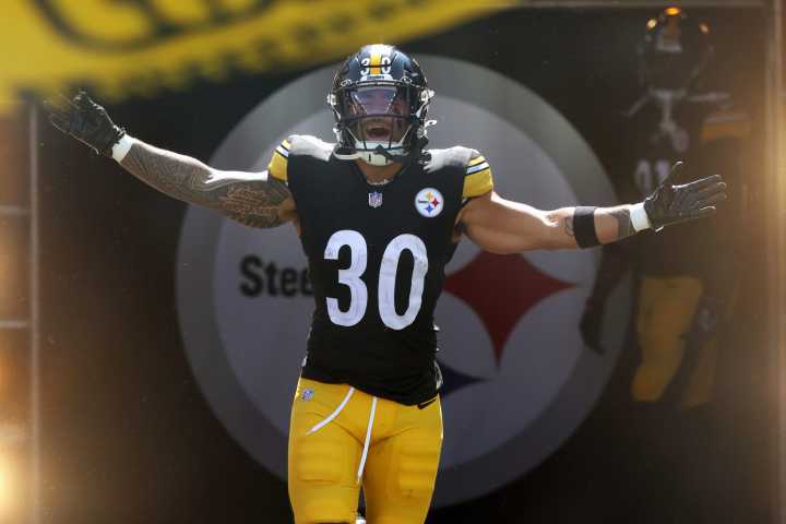 10 Fantasy Football Buy Low Candidates