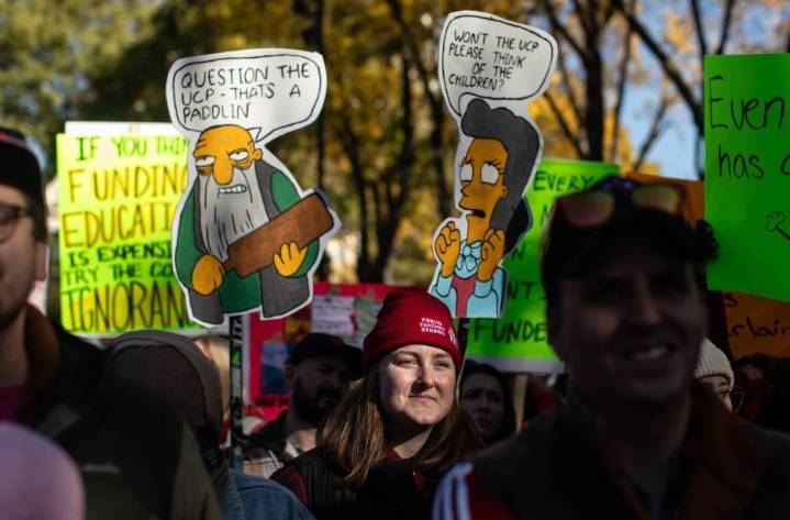 Alberta teachers look for ways to make ends meet as historic strike