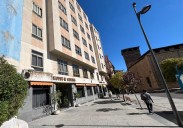 El edificio de un céntrico hotel de Salamanca que sale a subasta por casi 3 millones
