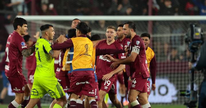 Capitán de Lanús y la resistencia hacia la U: “Hinchas de todos los equipos argentinos nos estaban apoyando”