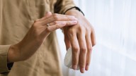 Ni Neutrogena ni Nivea: la OCU dice que esta marca de crema hidratante es la mejor del mercado español