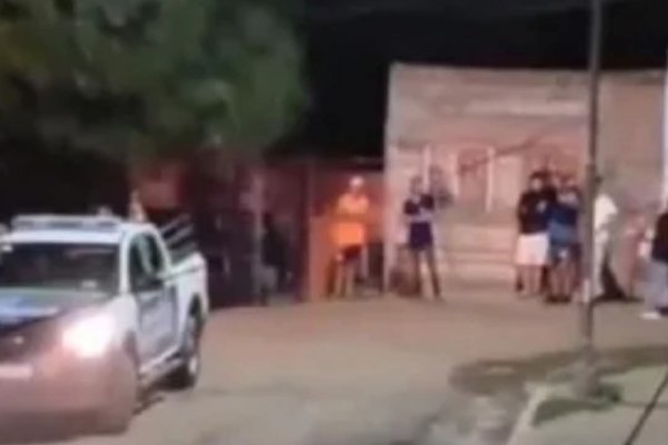 Otra vez disturbios contra la policía en un barrio correntino: corridas, piedrazos y disparos
