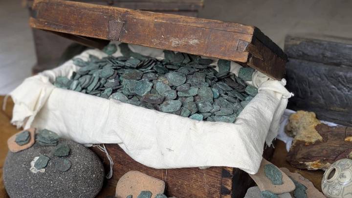 Descubren en la costa de Florida un tesoro de un naufragio español de 1715 valorado en un millón de dólares