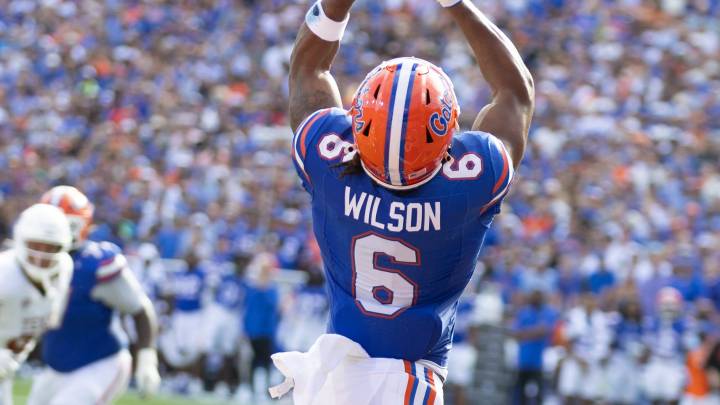 Freshman receiving duo providing spark for Florida football offense