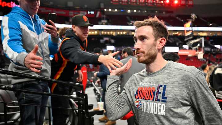 Gordon Hayward returns to Butler basketball in advisory role