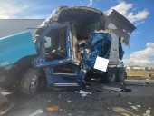 4 people taken to the hospital after crash on I