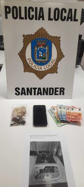 Detenido un conductor en Santander tras incautarle 36 gramos de hachís y 710 euros en efectivo