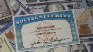 US Government Phasing Out Paper Checks For Benefits And Tax Refund Payments