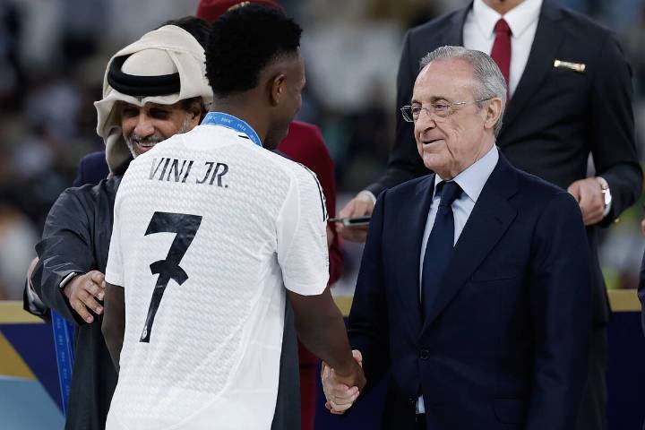 "Florentino tendrá que decidir entre Vinicius y Xabi Alonso... Vini hay uno en el mundo y entrenadores muchos"