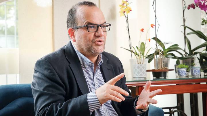 ¿Crecimiento al debe?: 70 % del crecimiento del gasto de los hogares es explicado por el crédito”, dice fundador de Raddar