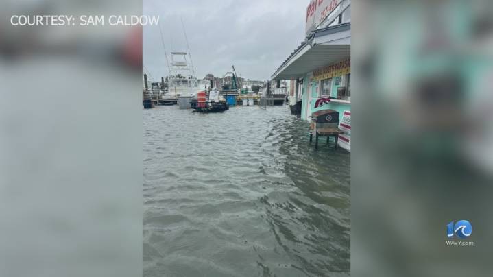 VB restaurant unscathed after being surrounded by water at high tide