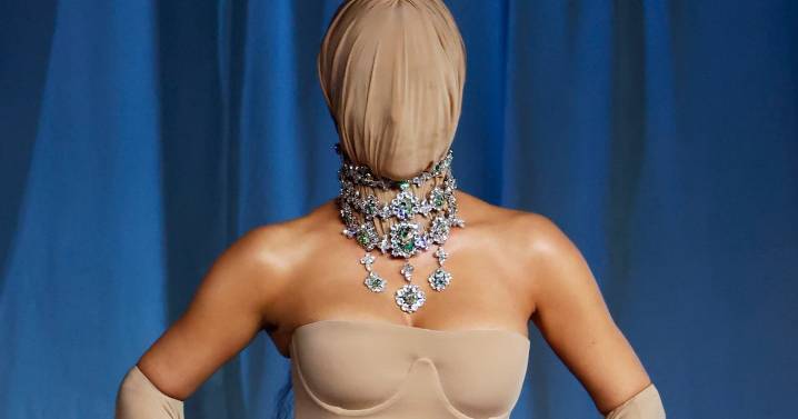 Kim Kardashian Dons Polarizing Look on the Red Carpet