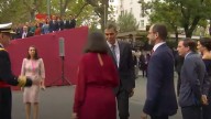 Vivas al Rey y gritos de "¡hijo de puta!" a Sánchez en el desfile del 12