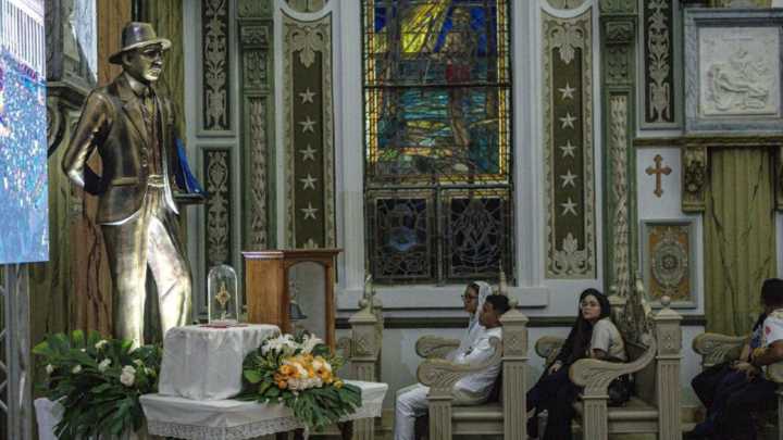 Petro saluda en nombre de Colombia al pueblo venezolano por sus dos primeros santos