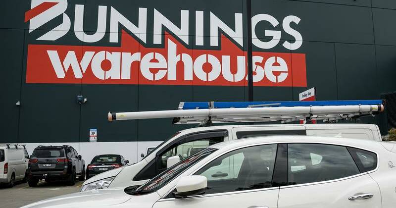 Workers threatened with weapons as retail crime spikes