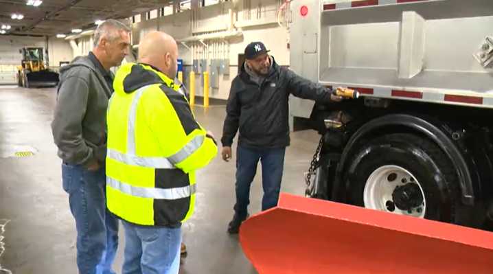 Ohio Turnpike prepares for winter with inspection of snow plows, equipment