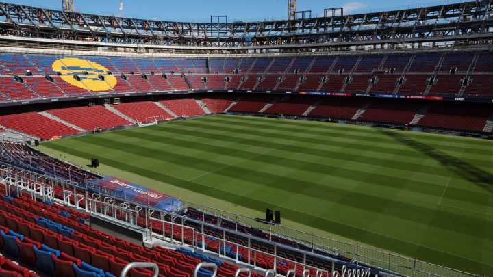 El Barcelona regresa al Camp Nou con un entrenamiento a puerta abierta
