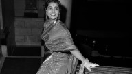 Raj Kapoor Sat Near Her Foot, Offered This Iconic Actress A Bouquet; She Still Said No To Working With Him