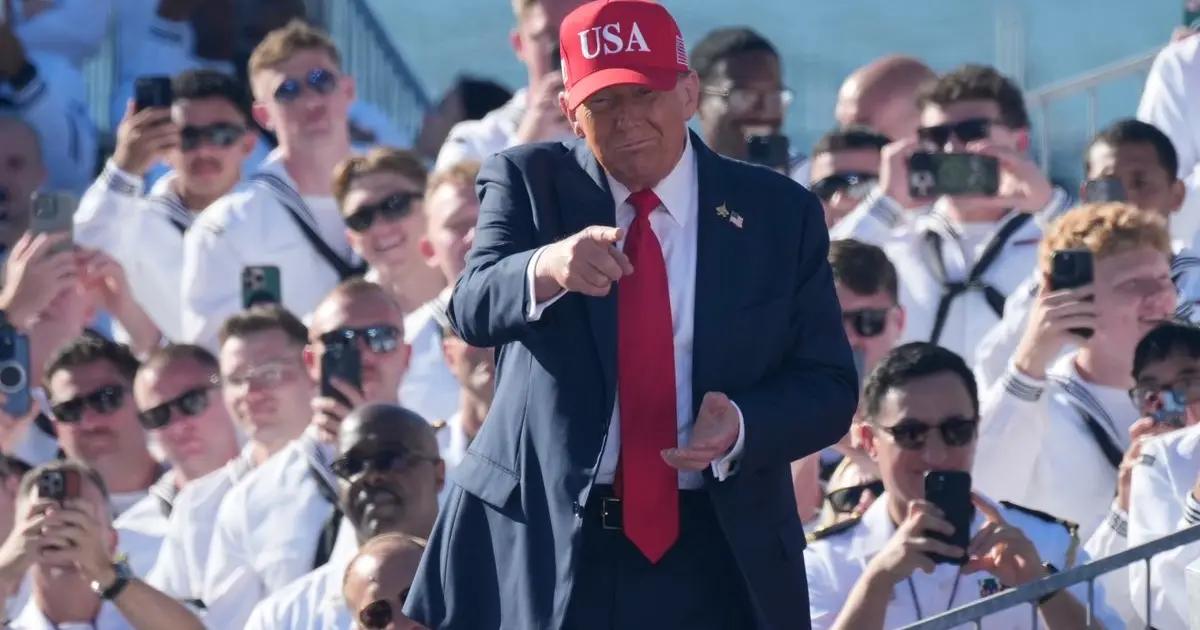 Trump presume otro ataque a barco en costas venezolanas