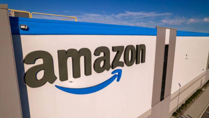 Una caída mundial de Amazon provocó un apagón en miles de aplicaciones usadas por millones de personas