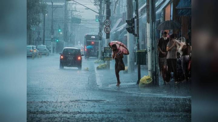 Check IMD Forecast As Heavy Rainfall Lashes TN, Puducherry India News