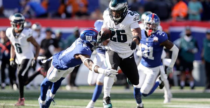 Eagles vs. Giants: First quarter score updates