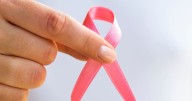 Brindan atención todo el año para prevenir cáncer de mama y cervicouterino