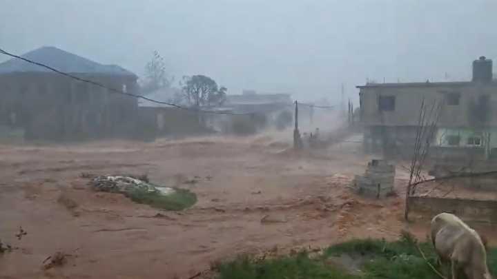 Impactantes videos del fuerte huracán Melissa en Jamaica: daños catastróficos