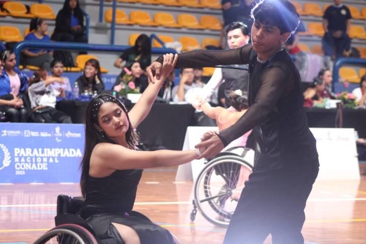 Elegante inicio de Para Danza en Aguascalientes