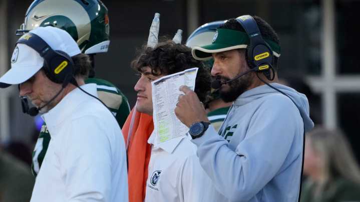 Where Jay Norvell ranks in pay compared to Mountain West, Pac