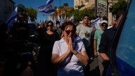 Israel y Hamás se acusan de romper el acuerdo de paz en Gaza por la fallida entrega de cuerpos de rehenes y los ataques a civiles