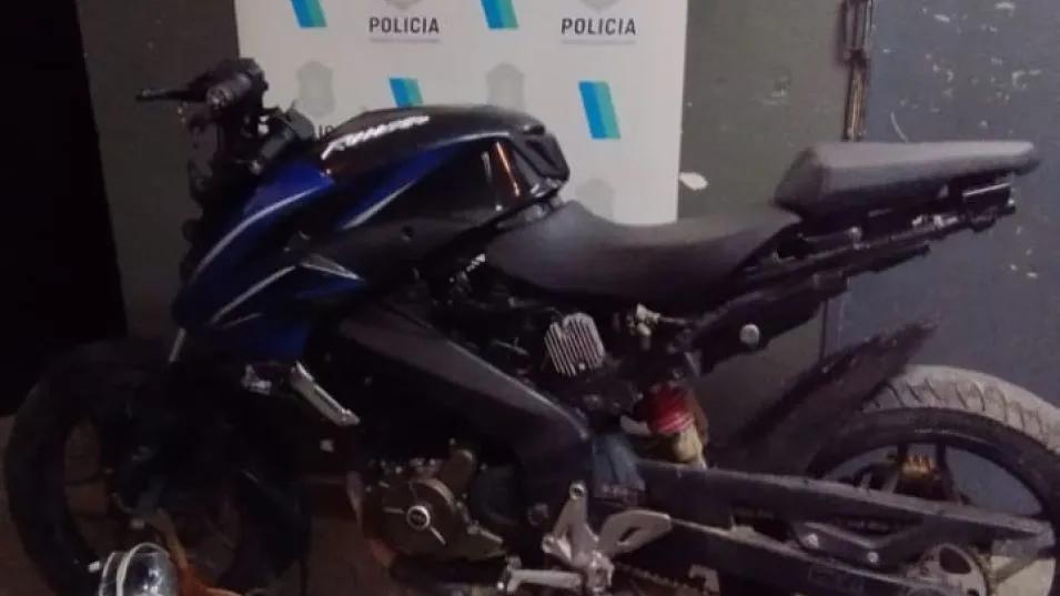 SE REALIZARON ESTE MARTES. Allanamientos por el robo de la moto a un delivery: recuperaran otra, también de procedencia ilícita