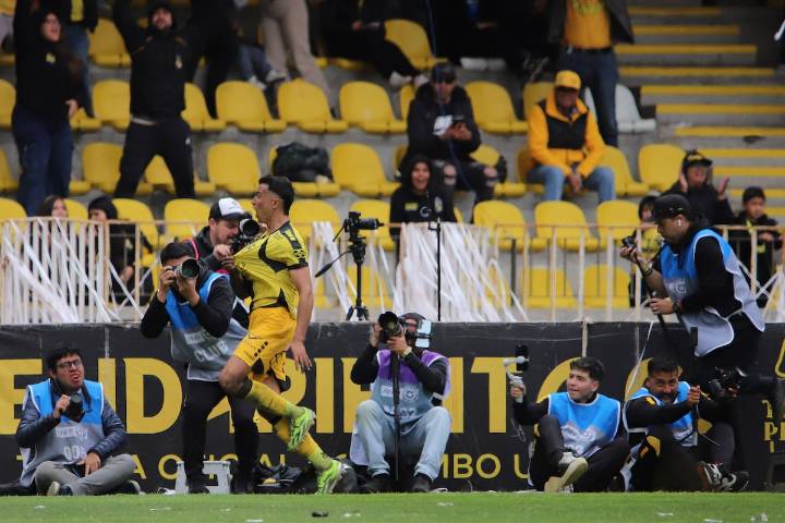 VIDEO. No hay receso que los frene: Coquimbo Unido venció a Colo Colo para dejar prácticamente definido el Campeonato Nacional