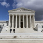 Supreme Court lets Trump strip protections from more than 300,000 Venezuelan migrants