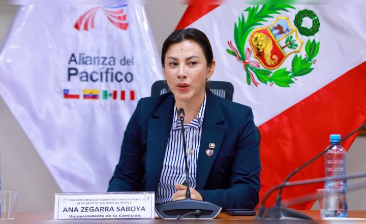 Denuncian a Ana Zegarra de liderar organización criminal junto con el gobernador de Loreto, Jorge Chávez