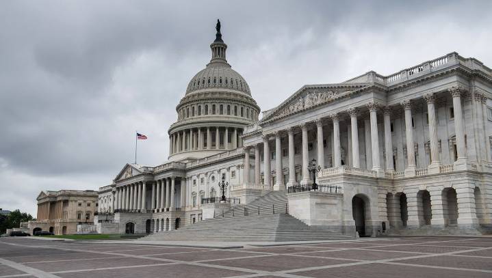 Support Grows For All Of Congress To Be Permanently Relocated To Cancun