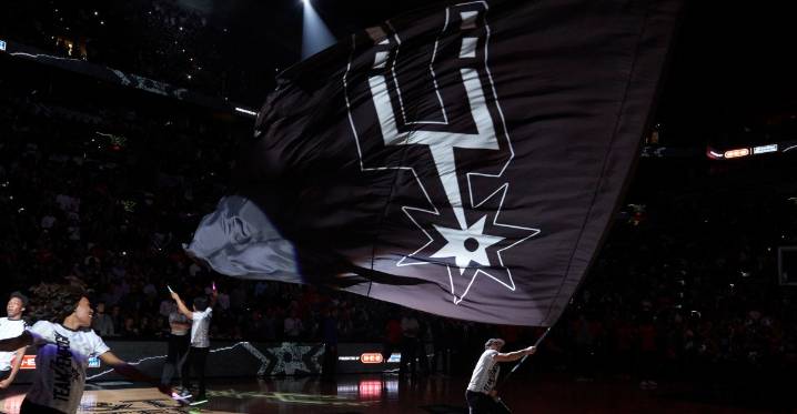 Open Thread: Spurs partner with Lunazul Tequila