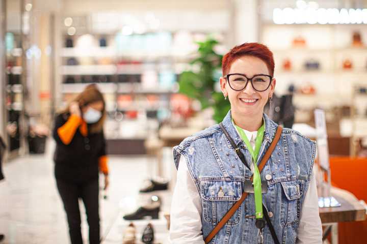 Falabella busca nuevos trabajadores: revisa las vacantes activas en retail, tecnología y seguridad