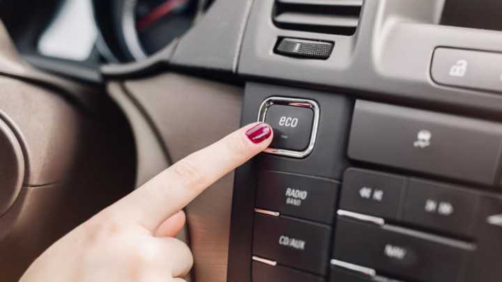 ¿Qué significa el botón ECO en los carros y qué hace en el motor de su vehículo? Expertos explican