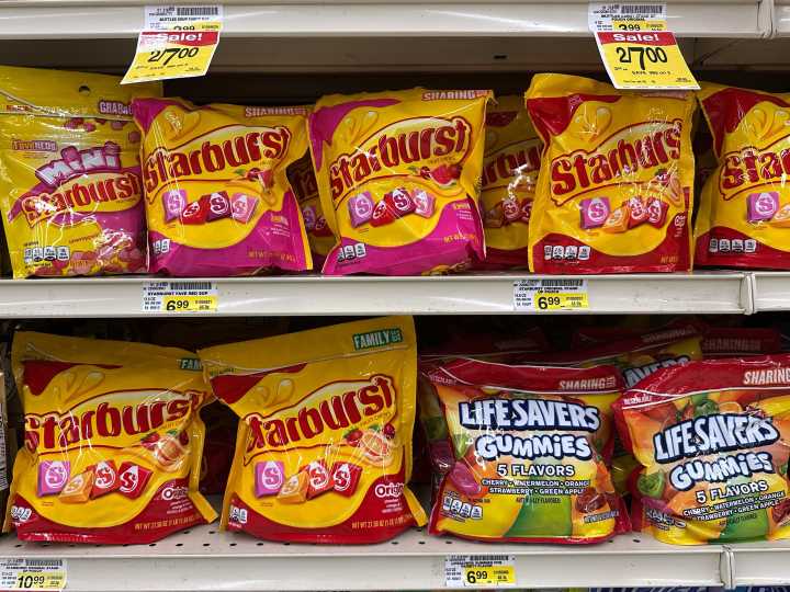 By the Numbers: Why trick-or-treaters may bag more gummy candy than chocolate this Halloween