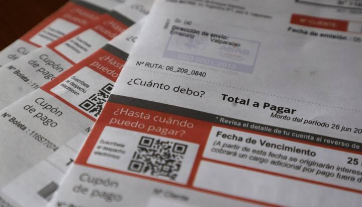 Sernac exige que CGE compense a clientes de O'Higgins y Maule que fueron afectados por irregularidades en facturación
