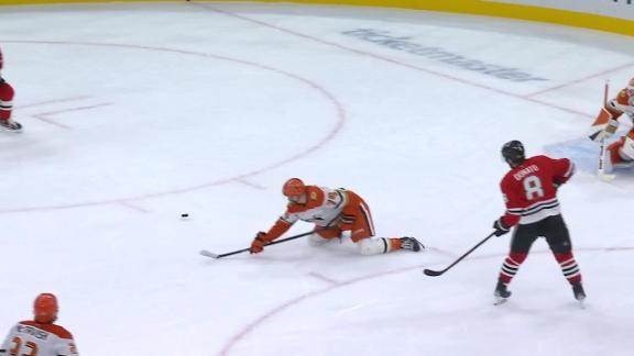 Donato scores in OT, Blackhawks edge Ducks 2-1 in Quenneville's return to Chicago