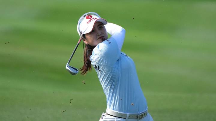 Hye-Jin Choi increases lead to 5 shots at LPGA Malaysia event