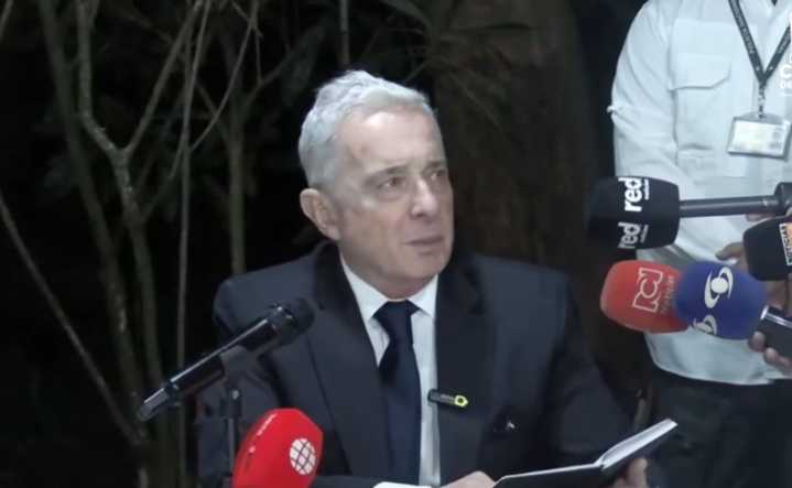 Álvaro Uribe se pronuncia tras ser absuelto de todos los cargos: esto dijo