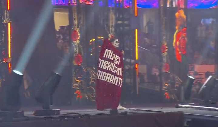 “Mujer, mexicana y migrante”: Thunder Rosa se va contra Trump en pleno AEW All In en Texas